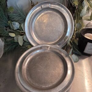 Wilton Armetale Pewter Tone Decorative Plates - Set of 2